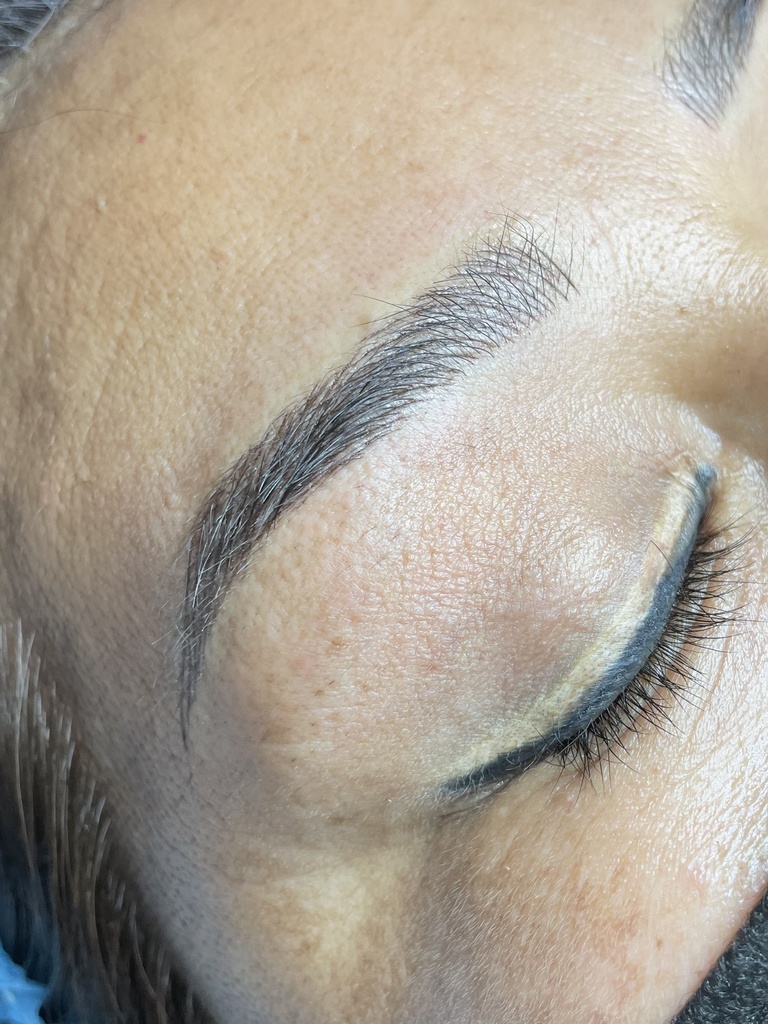 Retoque de microblading